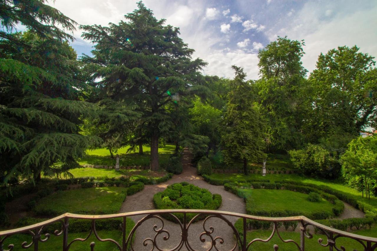 B & B Villa Dell'Usignolo Nerviano Exterior foto